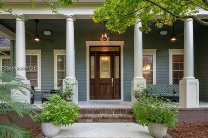 Huw Edwards Net Worth: Details About Twitter, Wiki, Wife, News, Salary - SarkariResult