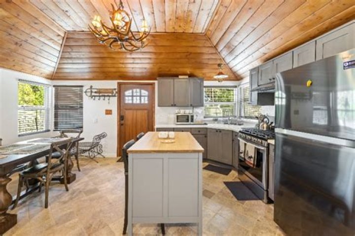 Anna Kournikova Net Worth: Details About Tennis, Car, Age, Career, Income - SarkariResult