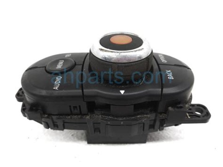 Samaire Armstrong Net Worth: Details About Movie, Career, Bf, Age, Income - SarkariResult