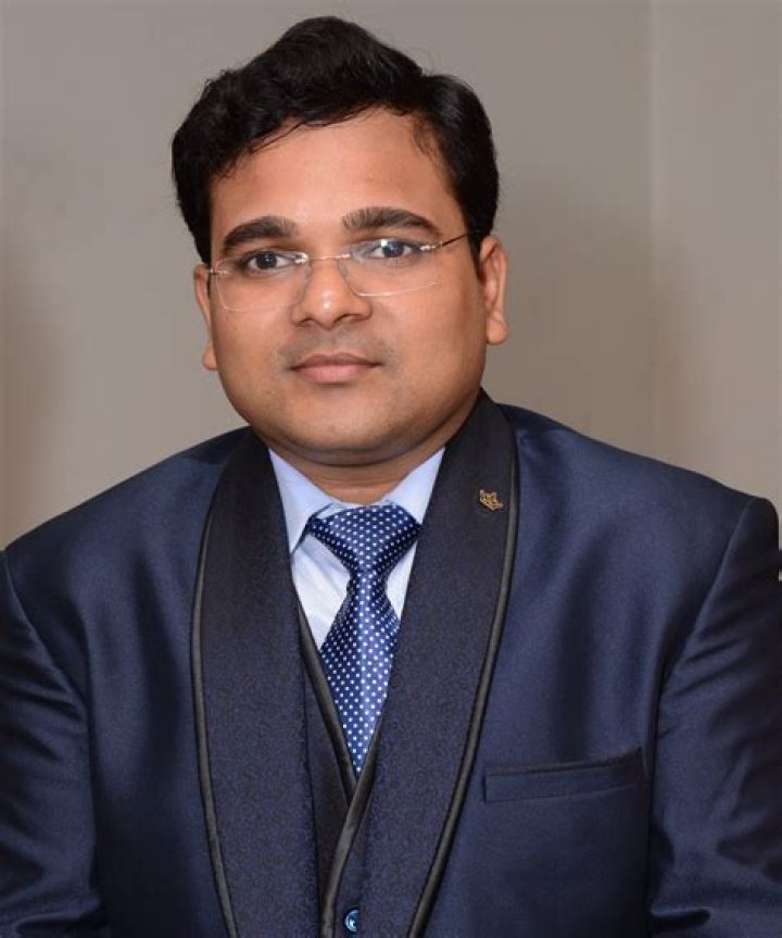 Jyotiraditya Scindia Net Worth: Details About Career, Political, Income - SarkariResult