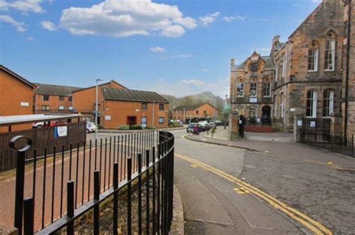 Gary Sheffield and the Hall of Fame: Exploring the Reasons Behind His Absence from Hall of Fame - SarkariResult