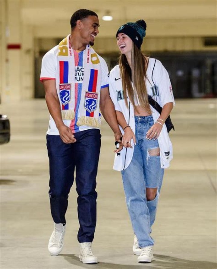 A Look Inside Jordyn Huitema New Boyfriend Julio Rodriguez Relationship