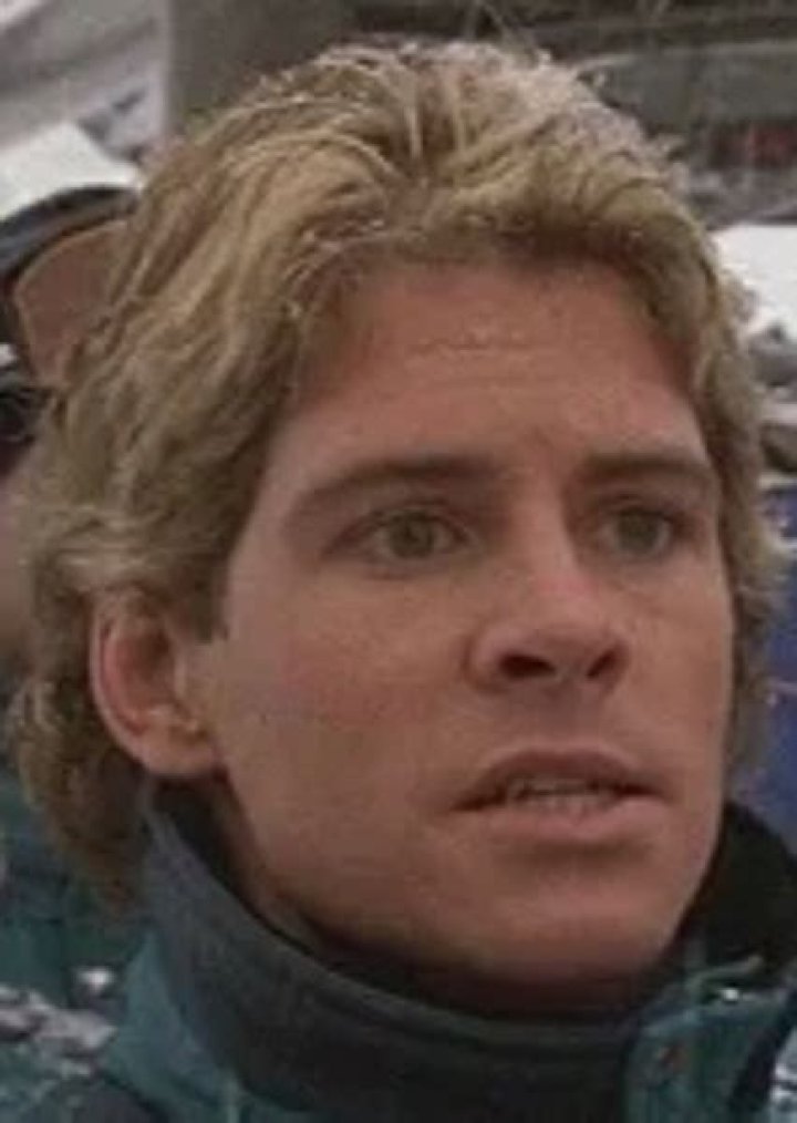 Aaron Dozier Net Worth