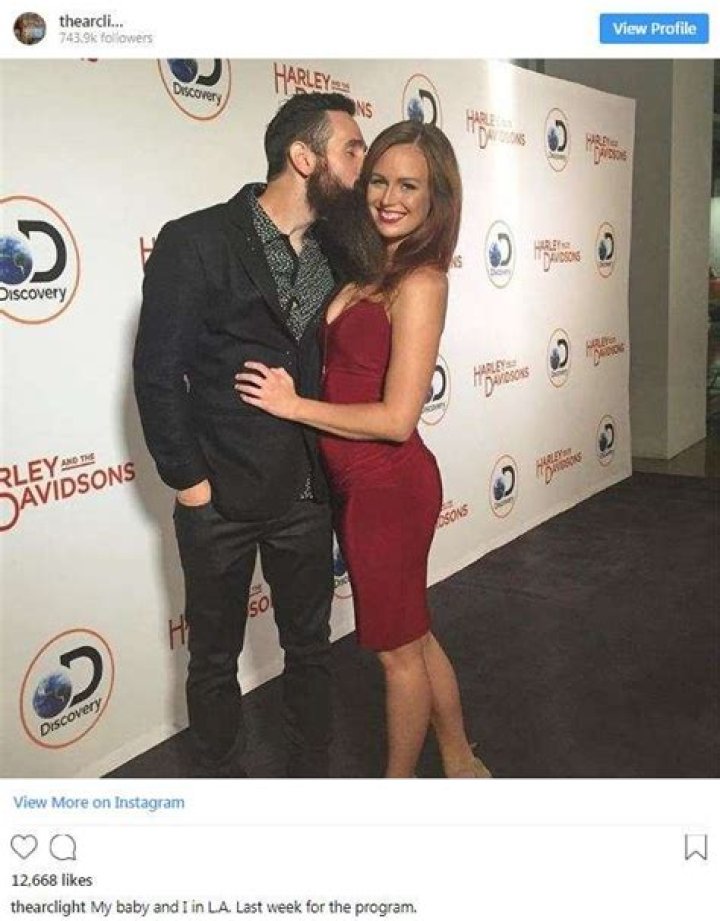 Aaron Kaufman: Wife And His Married Life.