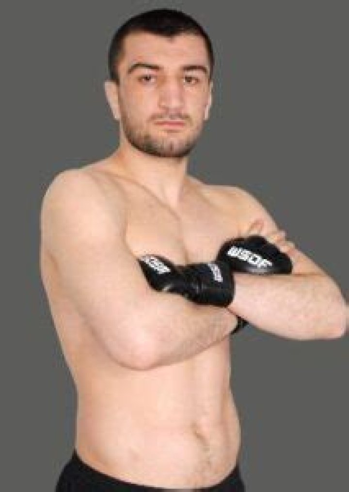
Abubakar Nurmagomedov Height, Weight, Net Worth, Age, Birthday, Wikipedia, Who, Nationality, Biography 
