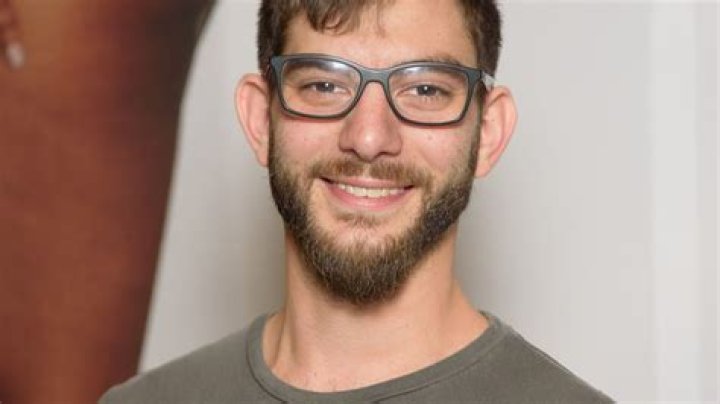 Actor Logan Long Death Cause, What Happened To “No Ordinary Love” Star As Twitter Tribute Flood In?