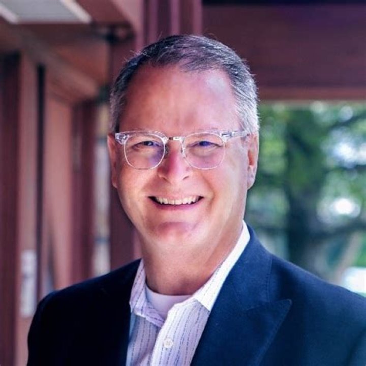 Adam Hamilton Net Worth