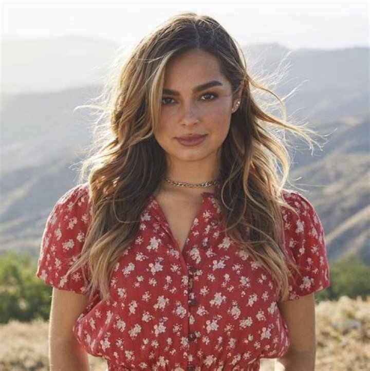 Addison Rae Biography, Real Name, Age, Career and Net Worth