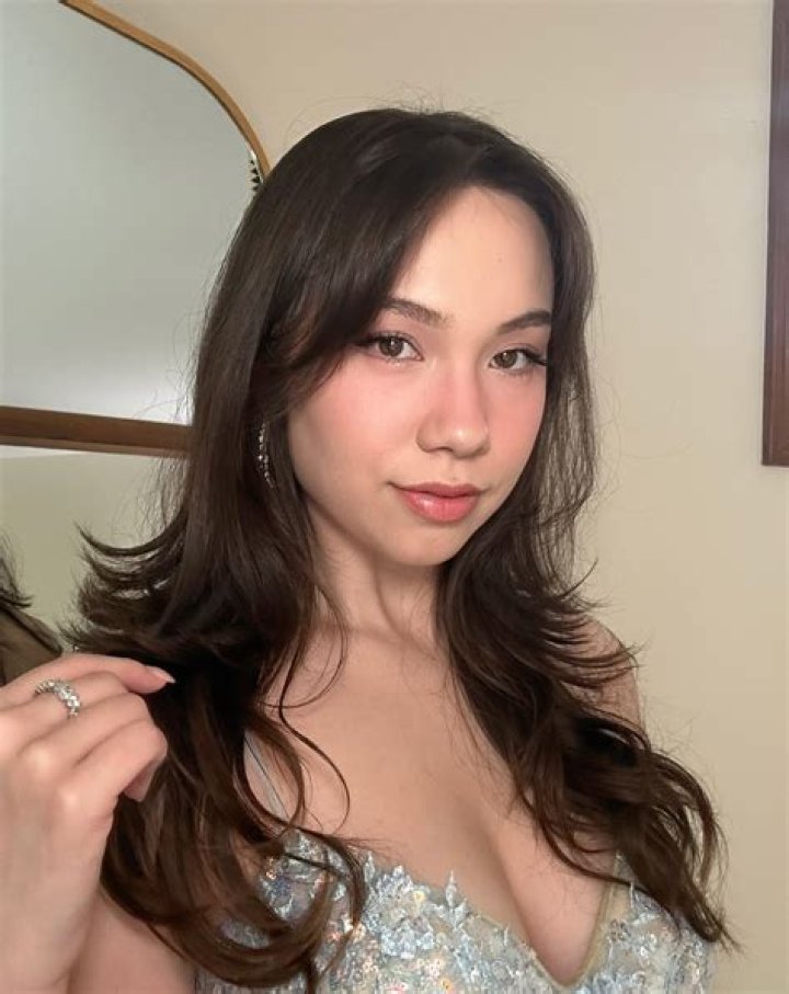 Adeptthebest (Twitch Star) Wikipedia, Bio, Age, Height, Weight, Boyfriend, Net Worth, Family, Facts