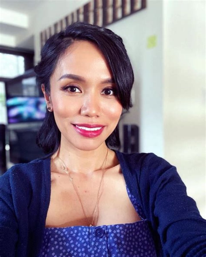 
Aina Dumlao Height, Weight, Net Worth, Age, Birthday, Wikipedia, Who, Instagram, Biography 