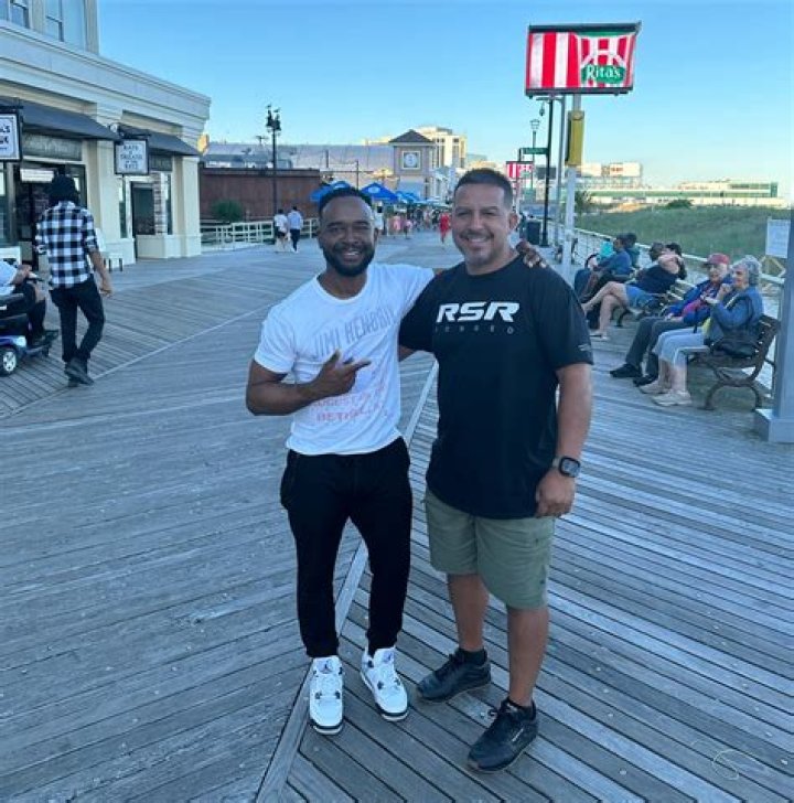 
Alex Hassell Height, Weight, Net Worth, Age, Birthday, Wikipedia, Who, Nationality, Biography 