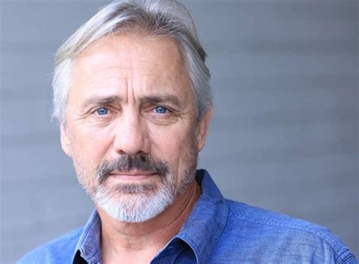 Alex McArthur Net Worth