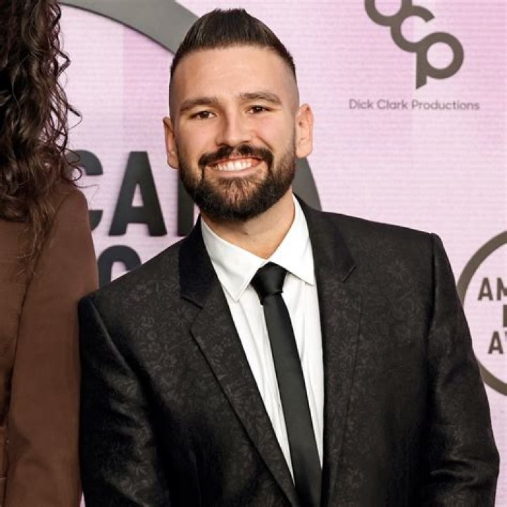 Alex Mooney Height, Weight, Net Worth, Age, Birthday, Wikipedia, Who, Instagram, Biography