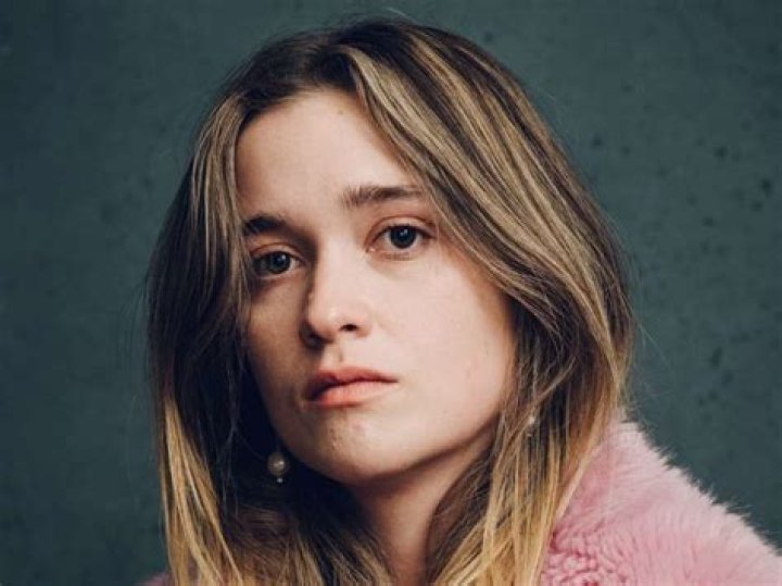 Alice Englert Height, Weight, Net Worth, Age, Birthday, Wikipedia, Who, Instagram, Biography