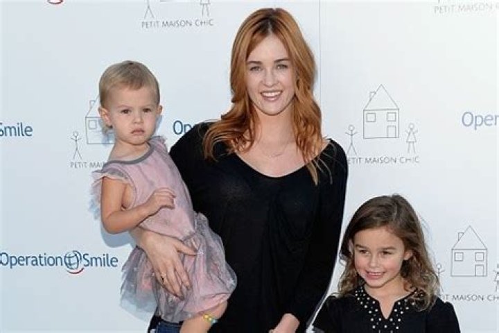 Ambyr Childers Wiki, Husband, Divorce, Children, Net worth, Bio