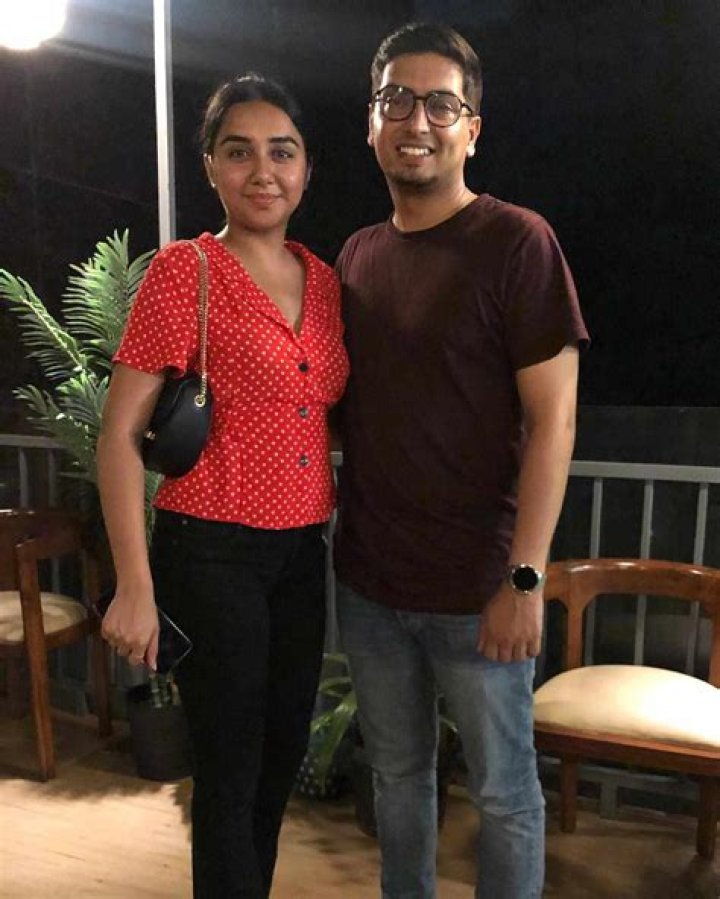 
Amrita Khanal Height, Weight, Net Worth, Age, Birthday, Wikipedia, Who, Instagram, Biography 