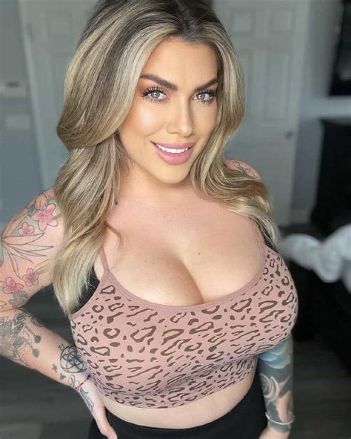 Ana Lorde (Instagram Star) Wiki, Bio, Age, Height, Weight, Measurements, Boyfriend, Net Worth, Facts