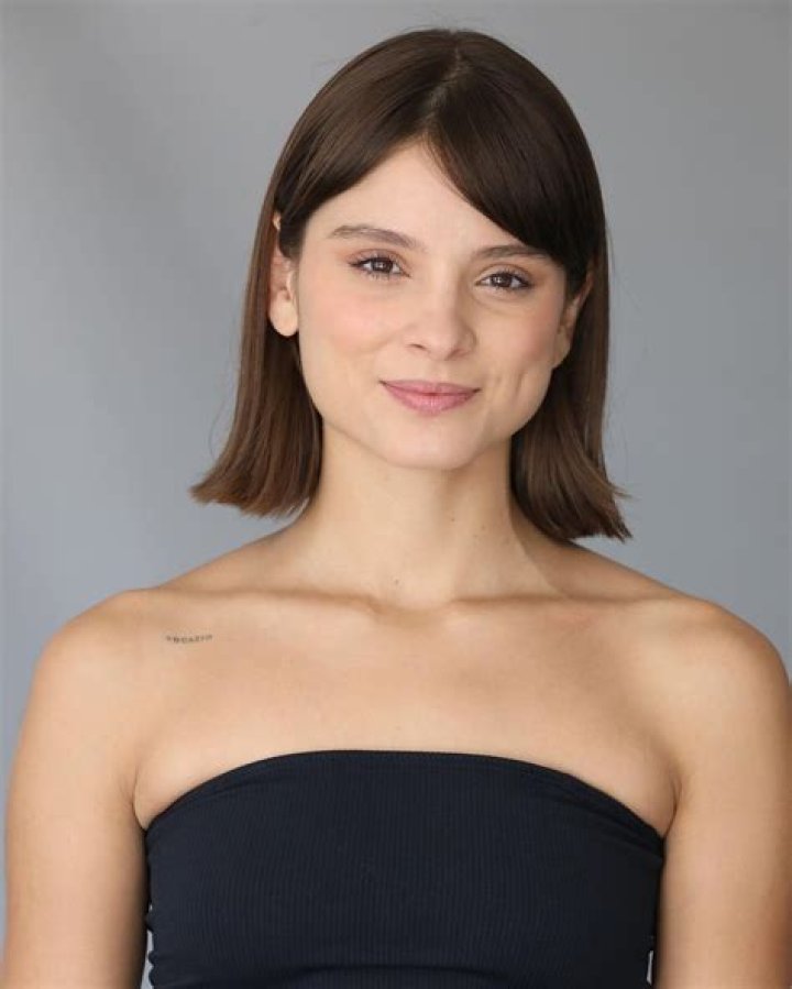 Ariana Saavedra Wiki, Age, Height, Boyfriend, Instagram, Biography