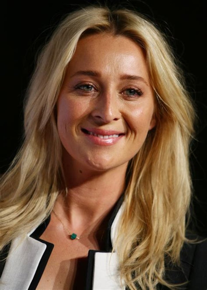 Asher Keddie Height, Weight, Measurements, Bra Size, Shoe Size