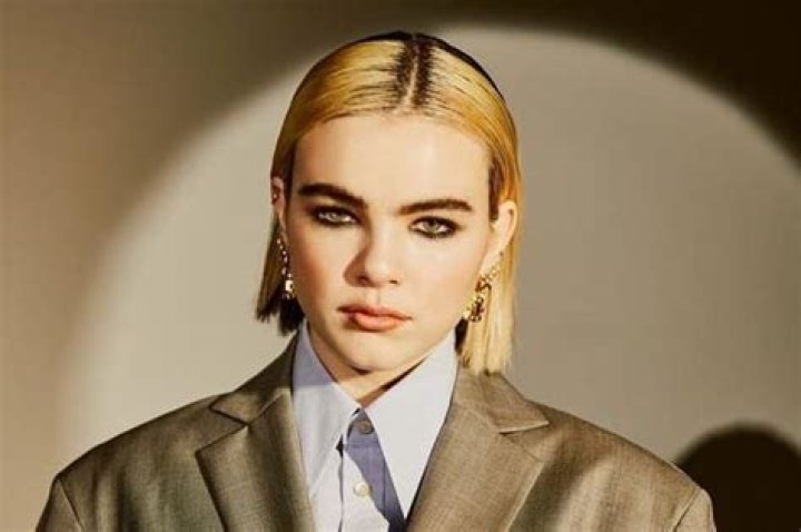 Benee Height, Age, Who, Boyfriend, Biography, Wiki, Net Worth