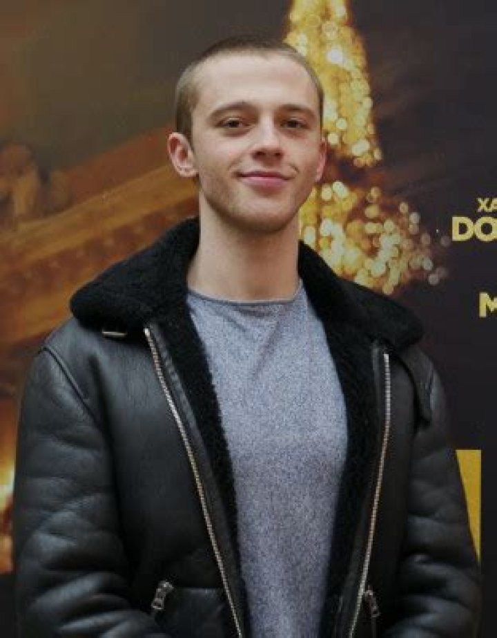 
Benjamin Voisin Height, Weight, Net Worth, Age, Birthday, Wikipedia, Who, Nationality, Biography 