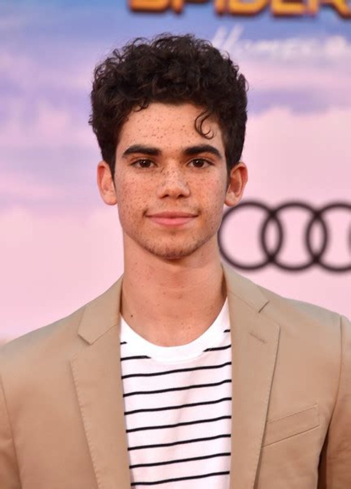 Cameron Boyce Height, Weight, Net Worth, Age, Birthday, Wikipedia, Who, Nationality, Biography