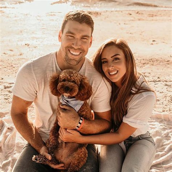 Cameron Brate Wife: Is Cameron Brate Married? Who Is Cameron Brate’s Girlfriend Brooke Skelley?