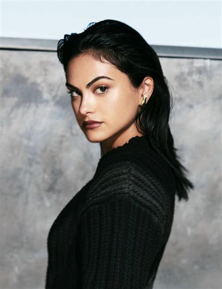 Camila Mendes Height, Weight, Measurements, Bra Size, Shoe Size