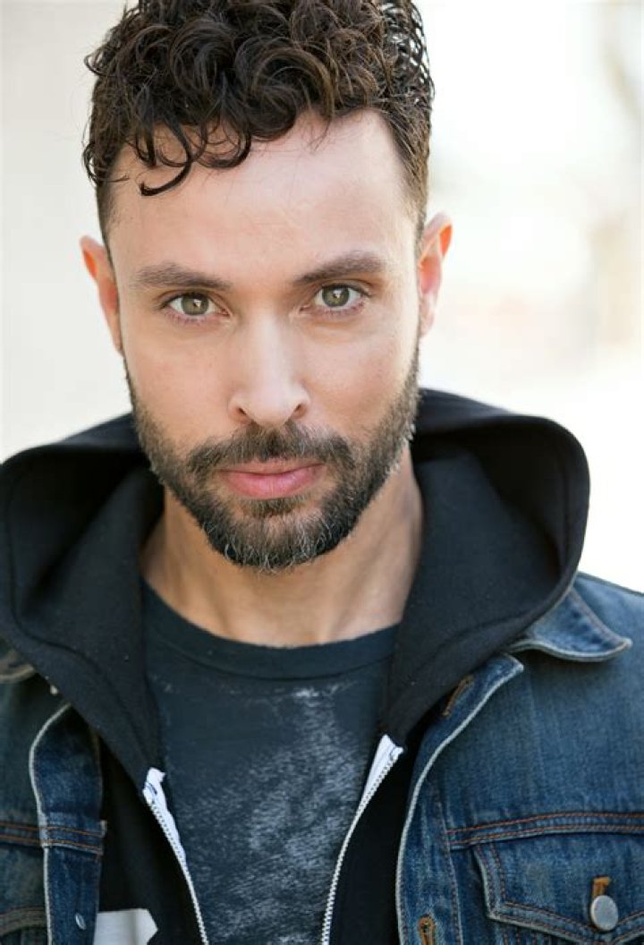 Carey Embry Net Worth