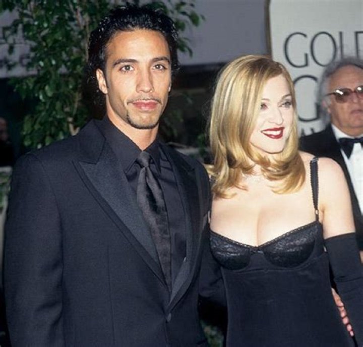 Carlos Leon Net Worth