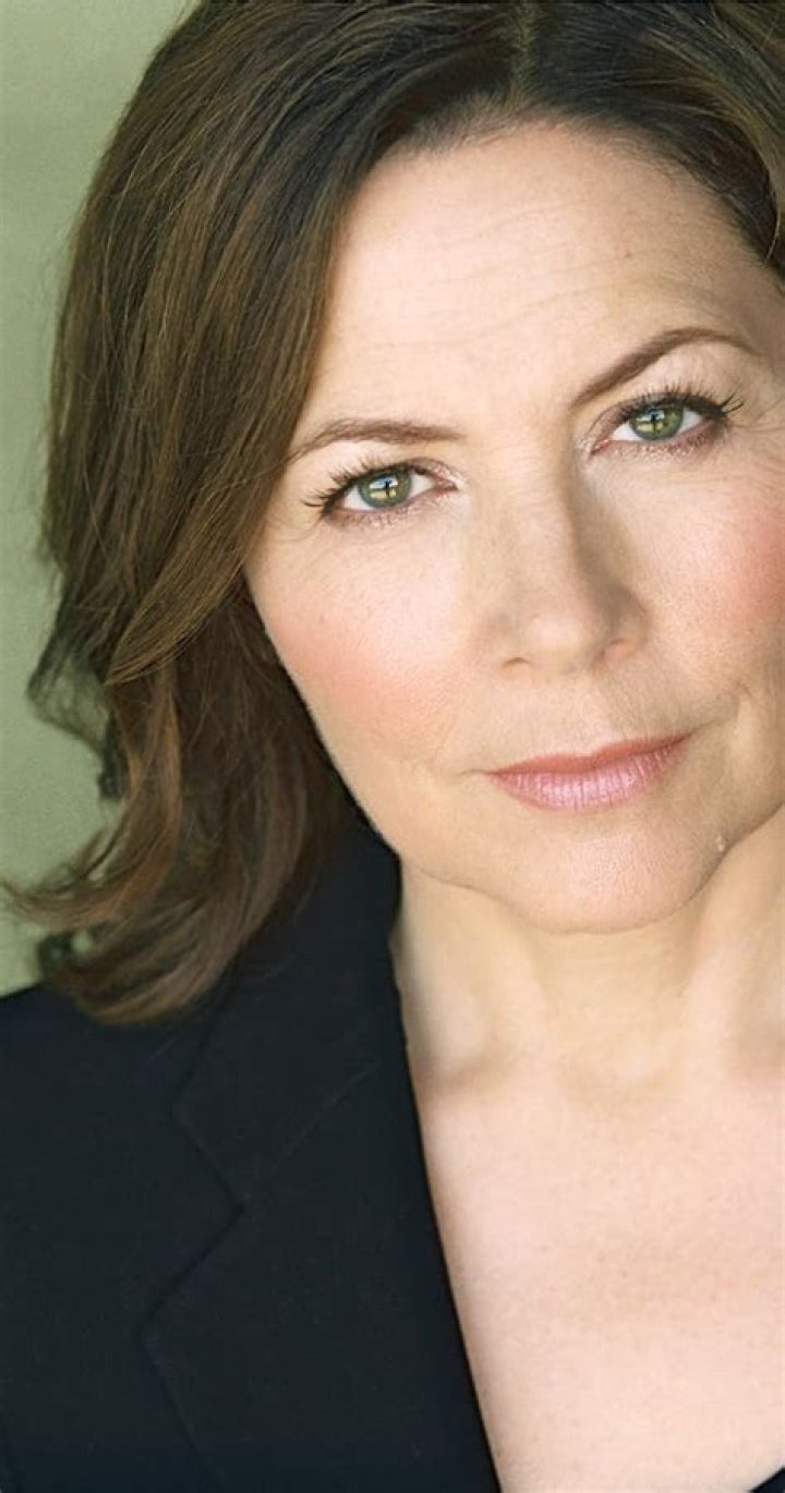 Carole Ruggier Net Worth