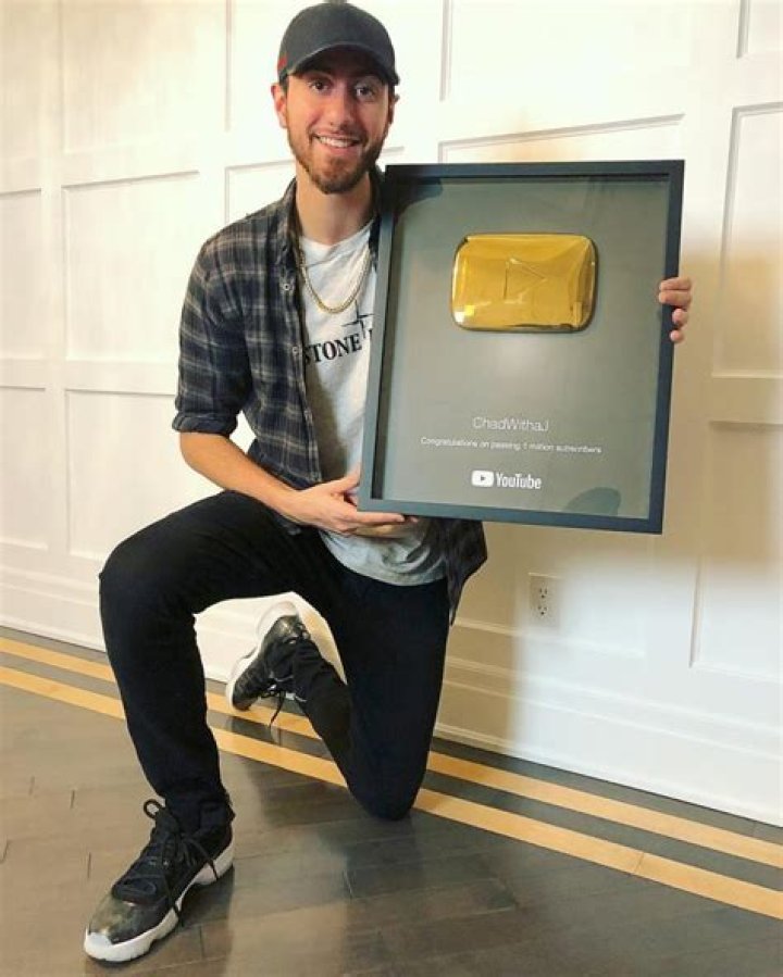 
ChadWithaJ Height, Weight, Net Worth, Age, Birthday, Wikipedia, Who, Instagram, Biography 