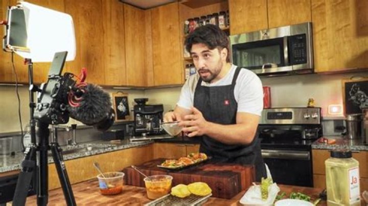 Chef Matt Broussard TikTok Biography , Age, Net Worth, Wife & Ethnicity