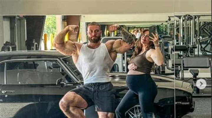Chris Bumstead’s Biography – Girlfriend, Height, Age. Steroids