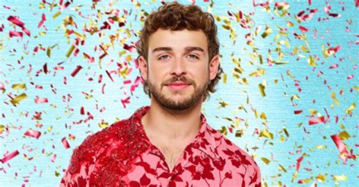 Chris Clarke Net Worth