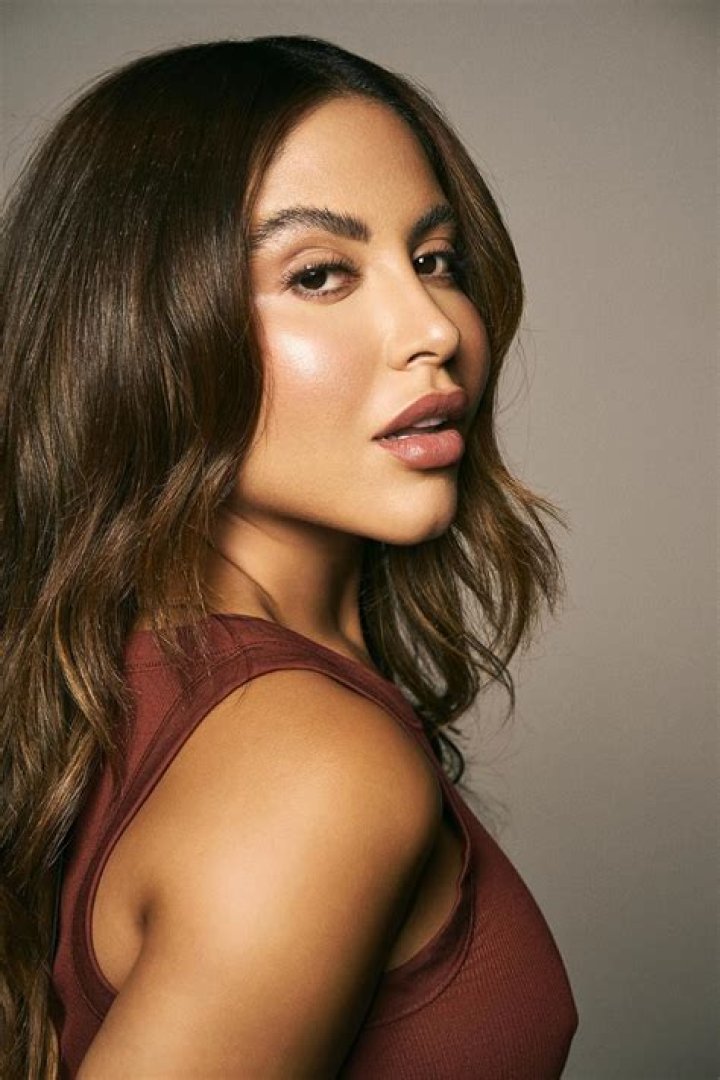 Cinthya Carmona Bio Wiki, Family, Age, Height, Movies, Relationship