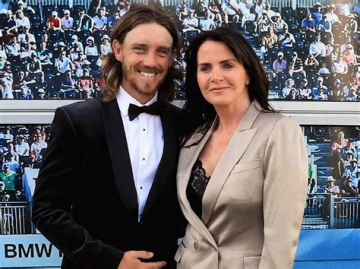 
Clare Craig Height, Weight, Net Worth, Age, Birthday, Wikipedia, Who, Nationality, Biography 