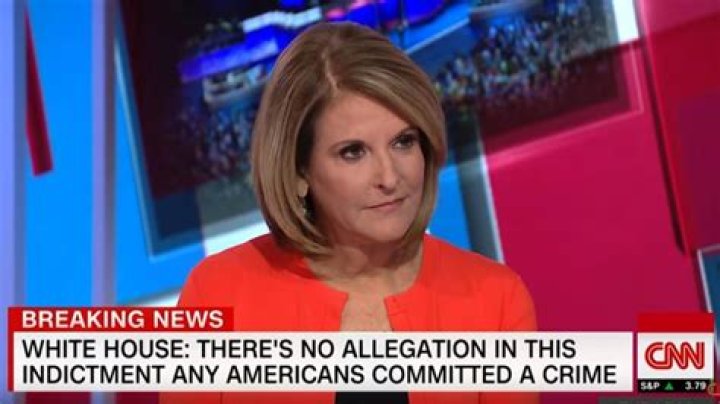 CNN: Gloria Borger Salary: How Much Does The Political Pundit Make A Year?