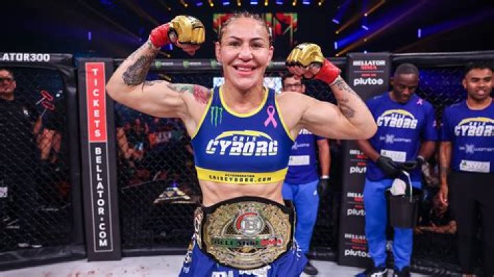 Cris Cyborg Height, Weight, Measurements, Bra Size, Shoe Size