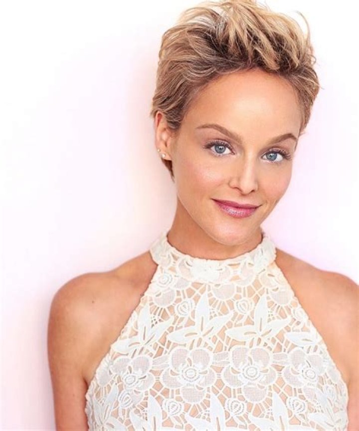 Dana Daurey Net Worth