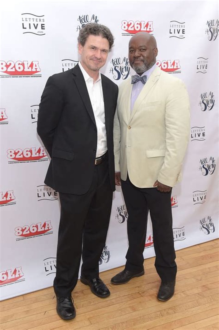 Dave Eggers Net Worth