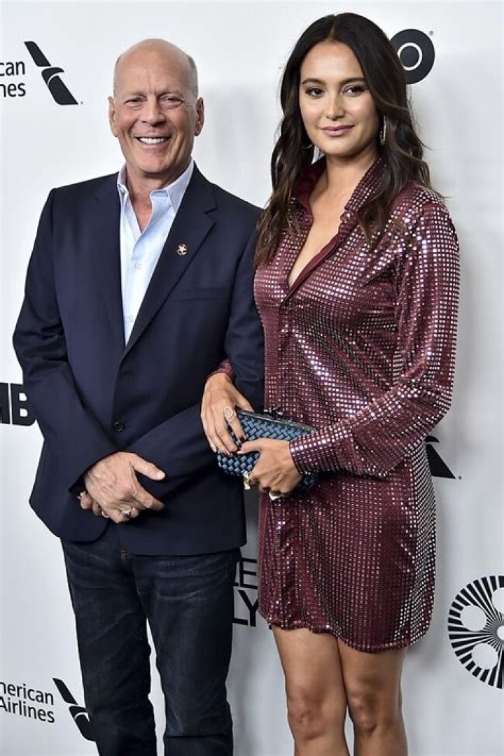 Diane Sayer Net Worth