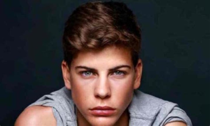 
Dina Tokio Height, Weight, Net Worth, Age, Birthday, Wikipedia, Who, Nationality, Biography 