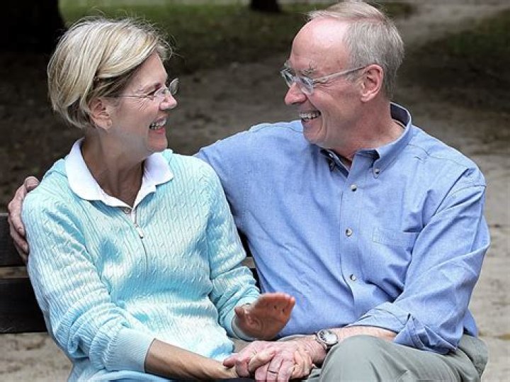 
Does Elizabeth Warren Wear A Wig? Cancer And Health Update 