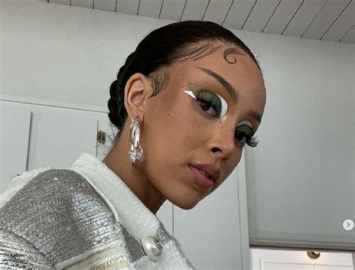 Doja Cat Net Worth: Height, Weight, Age, Real Name, Bio & Career