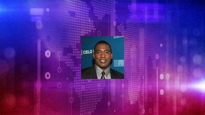 Douglas McIntosh Net Worth