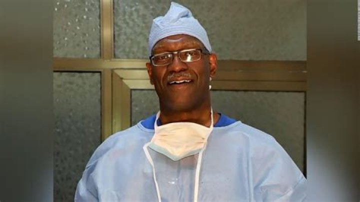 
Dr Preston Phillips Of St Francis, Tulsa Was Shot Dead By Patient Michael Lewis – Wife Melody And Children 