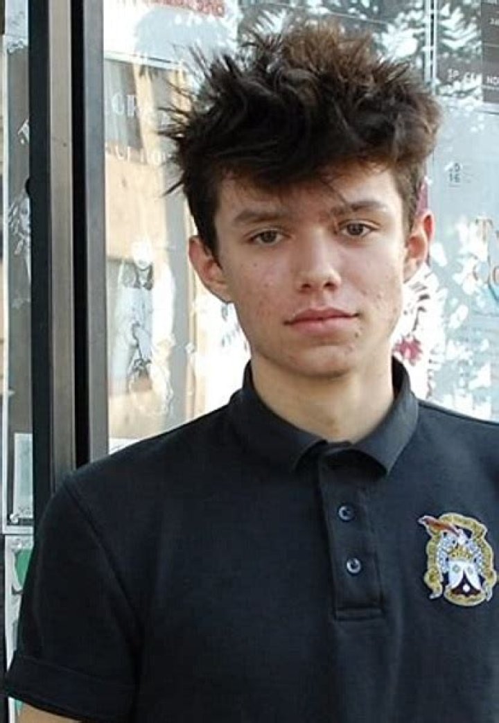 Drummer: Maxx Morando Wikipedia and Net Worth, How Old Is Miley Cyrus Rumored New Boyfriend?