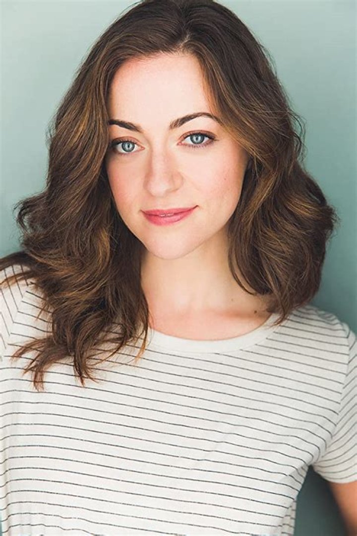 
Eden Malyn Height, Weight, Net Worth, Age, Birthday, Wikipedia, Who, Nationality, Biography 