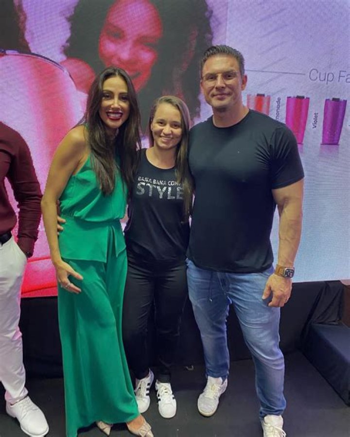 Eduardo Alves Personal Trainer Wife Sandra Alves Mendigo Instgaram Photos